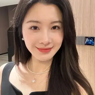 潘玲